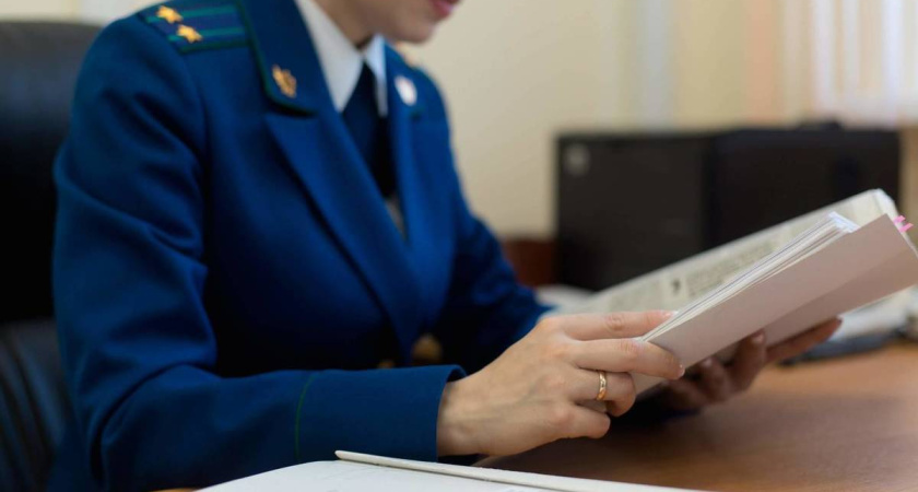 В Костромской области 20 сотрудников предприятия получили зарплату после вмешательства прокуратуры