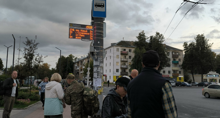 Жителей Караваево и Никольского после фестиваля пиротехнического искусства развезут автобусы