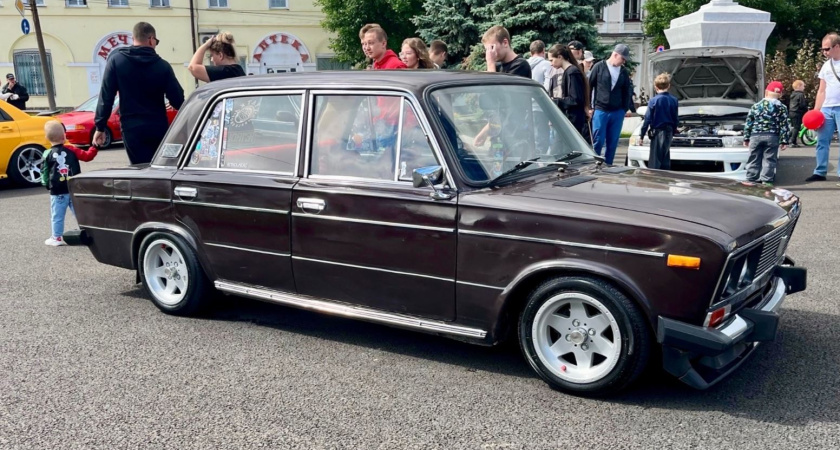 Вечером продал машину — утром 15 пропущенных от покупателя: поднял трубку — аж ком к горлу подкатил