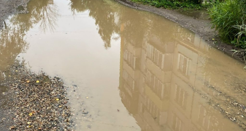 Костромской двор в Якиманихе останется без асфальта до 2026 года