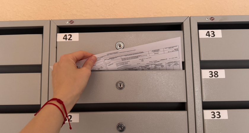 Бумажка в почтовом ящике — и вы без денег: новая схема позволяет преступникам действовать без звонков «из банка»