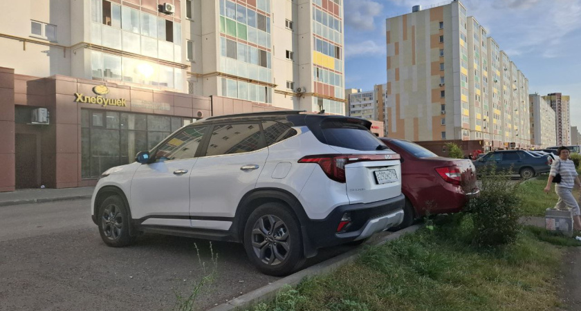 Хитрые водители всегда берут авто белого цвета - причина не на поверхности: не только маскировка