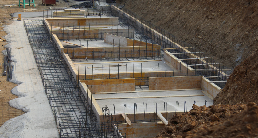 От такого фундамента сразу отказываемся: 3 плохих решения — дорого, сложно и ненадежно