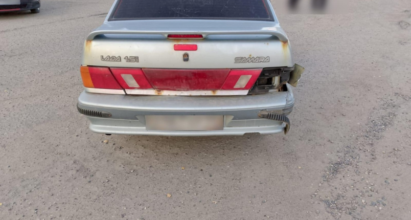 В Костромской области водители ВАЗа и скутера не смогли поделить дорогу: есть пострадавшие