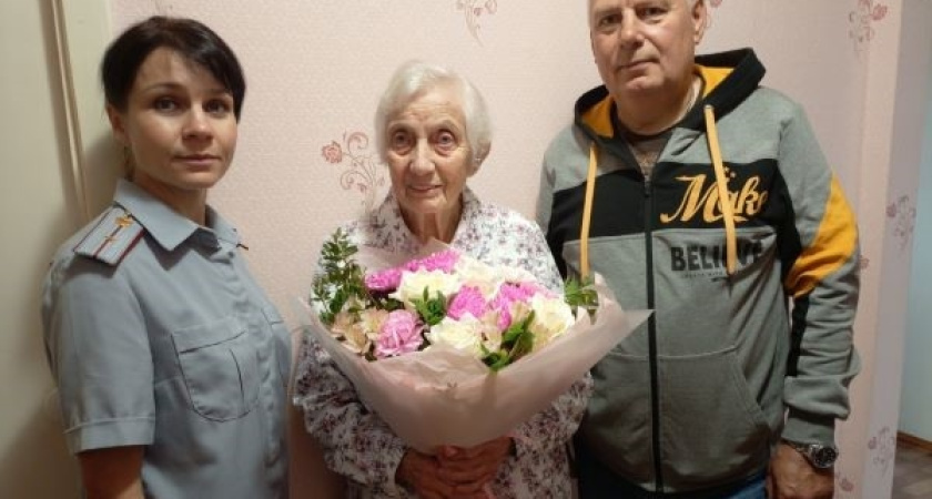 В Костроме 90-летний юбилей отметила бывшая сотрудница УФСИН