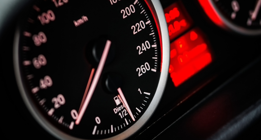 4 машины, способные проехать свыше 800 000 км без особого ухода: самые выносливые и надежные