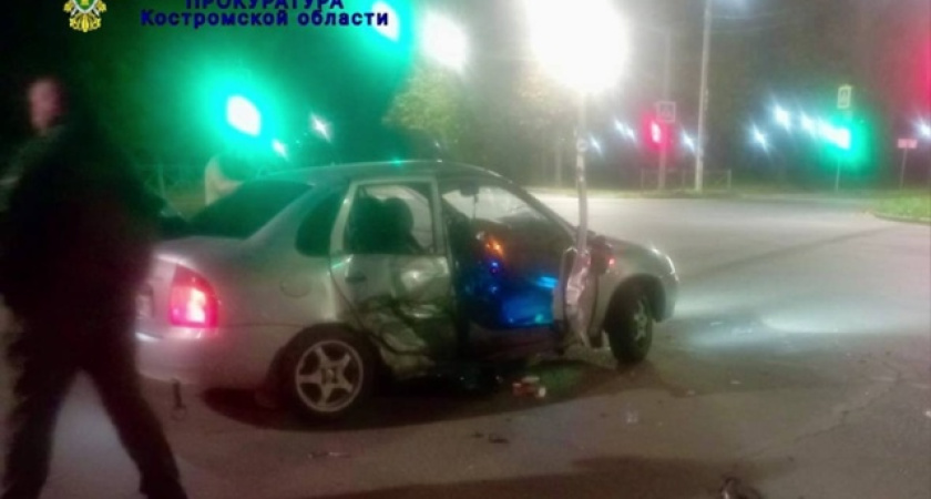 В Костроме иномарка столкнулась с "Ладой": пострадал ребенок