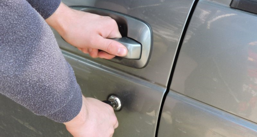 В Костроме задержали серийного вора, обокравшего автомобили