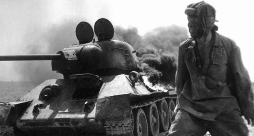 Немцы бросили советского подполковника под танки, но именно он потом пустил под откос их эшелоны: вот как выжил герой войны