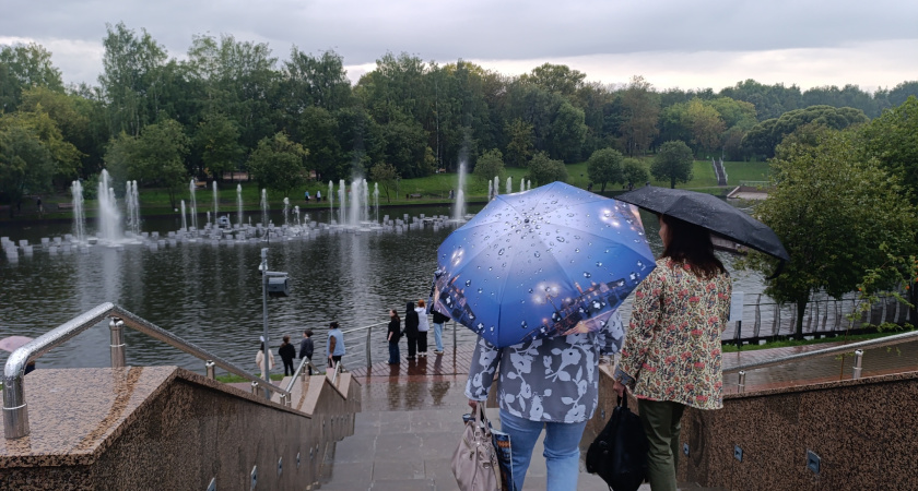 Москва высохнет, Петербург утонет: синоптики раскрыли парадокс осени-2025