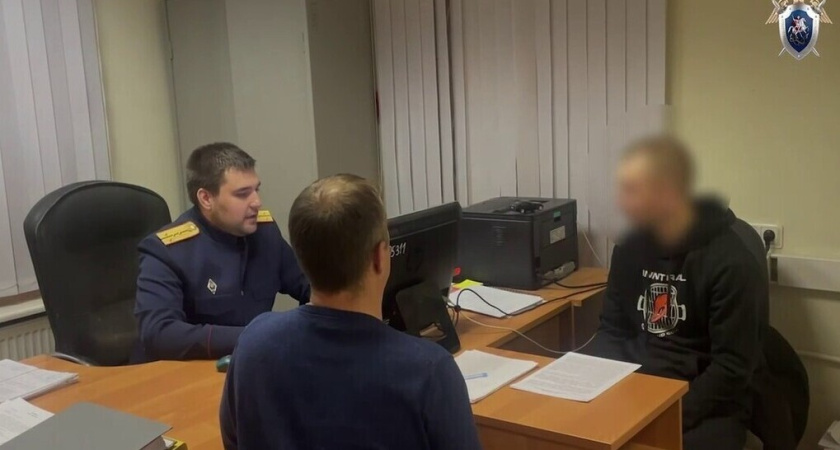 Отец кидал на пол и бил ногами, а мать кусала: в Костроме родители издевались над 13-летней дочерью