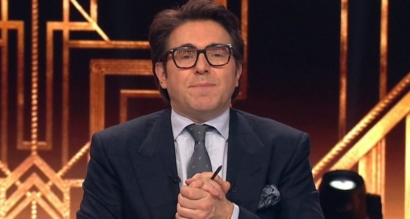 «Батя окончательно поехал»: Малахов сорвался и орал на гостей - «Привет, Андрей!» в один миг стал позорищем Первого канала