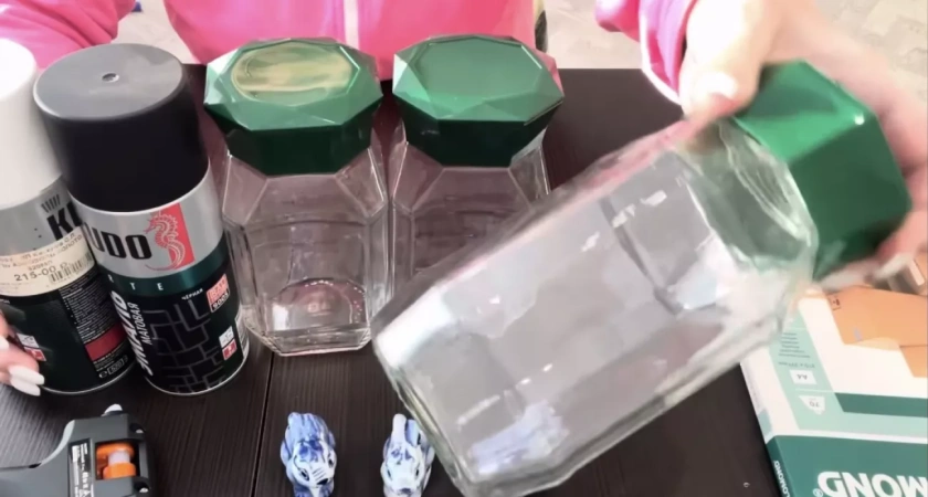 Банки из-под кофе теперь не выбрасываю: здорово выручают в хозяйстве