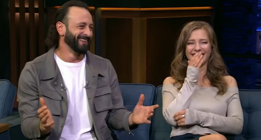 «Мама рулит браком»: Лобачева разоблачила Арзамасову и устроила ледовую войну за Авербуха