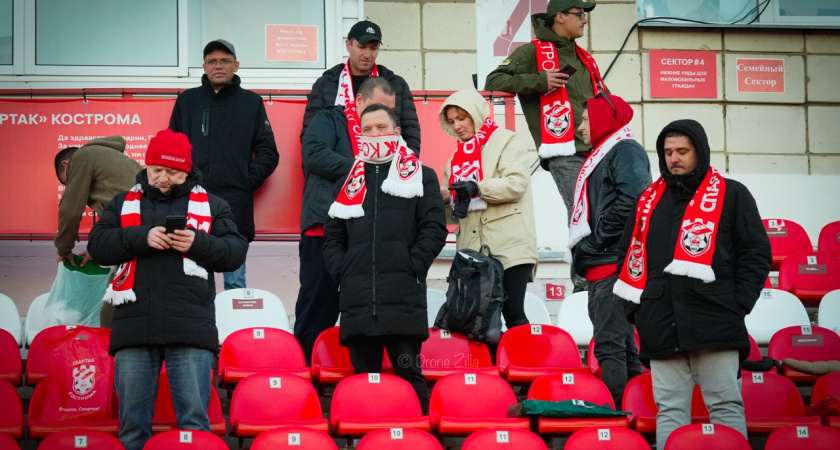 Костромской "Спартак" сохранил лидерство в Первой лиге после ничьей