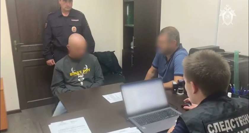 Перелом и ожог током: в Костромской области глава фирмы предстанет перед судом за травму сотрудника