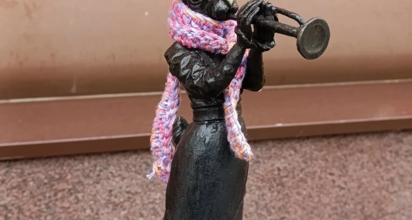 В Костроме утепляют Мазайских зайцев