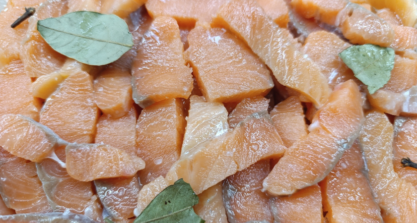 От такой рыбы не оторваться - солю ее сама уже много лет: проверенный рецепт