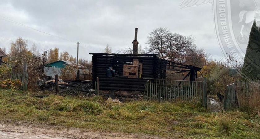 Следователи выясняют причины гибели мужчины при пожаре в Костромском районе
