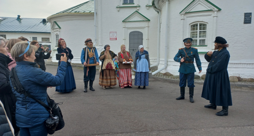 В Костроме представили "Город. На ушах" и другие новые туристические маршруты (16+)