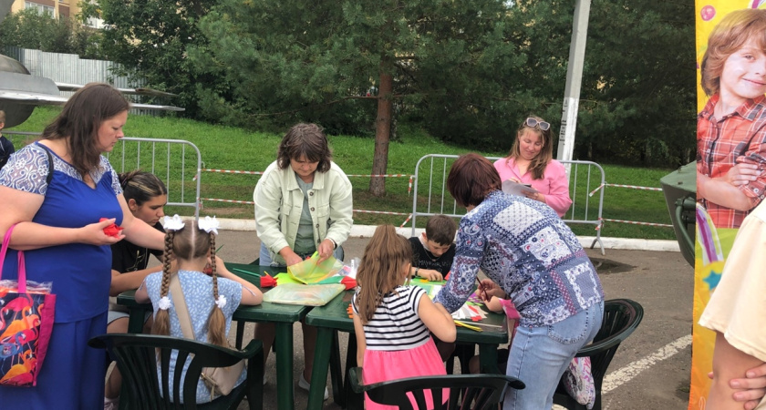 Живой концерт современных песен, закрытие танцевальных вечеров и мероприятие «Новая жизнь старых домов»: куда сходить в выходные 25 и 26 октября в Костроме (16+)