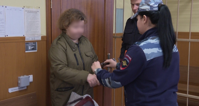 В Костромской области начальница почты осуждена за присвоение денег из кассы