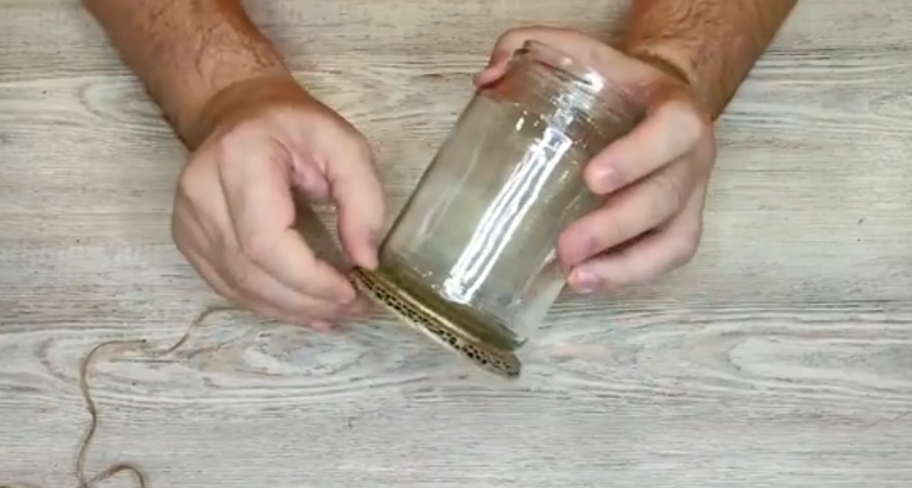 Стеклянные банки больше никогда не выкидываю - делаю из них стильные светильники для дома: 30 минут - и никаких затрат