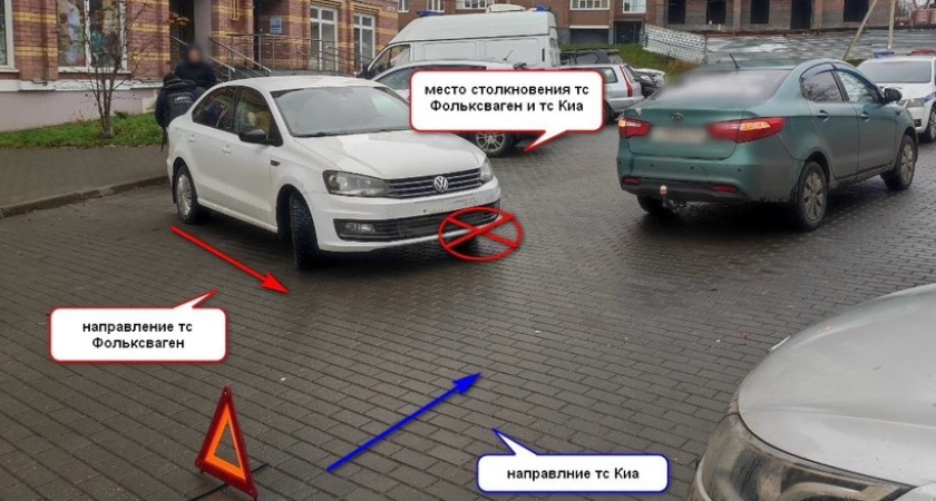 В Костроме столкнулись две иномарки: пострадала женщина