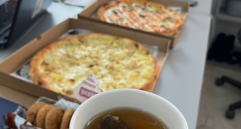 Вы всю жизнь делали это неправильно: для чего нужны бирки на чайных пакетиках