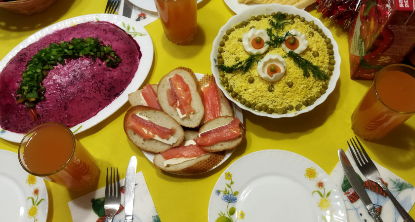 Огненная Лошадь не потерпит таких блюд на новогоднем столе: вот что не вздумайте готовить 31 декабря 2025