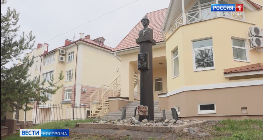 Уцелевшая колонна царского памятника заняла место в Костромском кремле