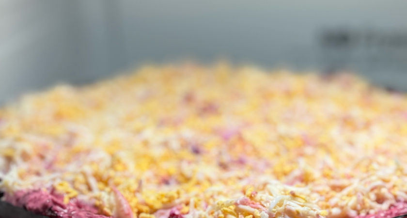 Селёдка - это уже прошлый век: на новогоднем столе балом теперь правит "Кобыла под шубой"