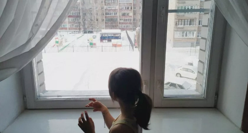 На окна давно ничего не клею и обогреватель не включаю: стащила идею у северян - дома тепло даже в -40