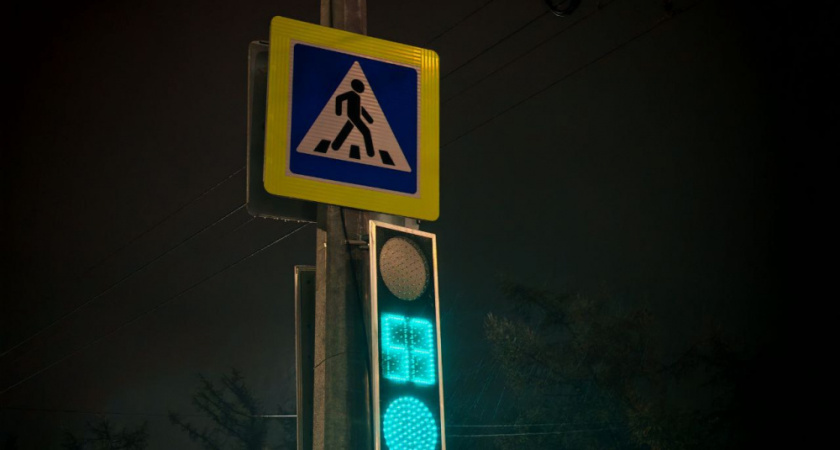 На опасном переходе в Костроме появился новый светофор