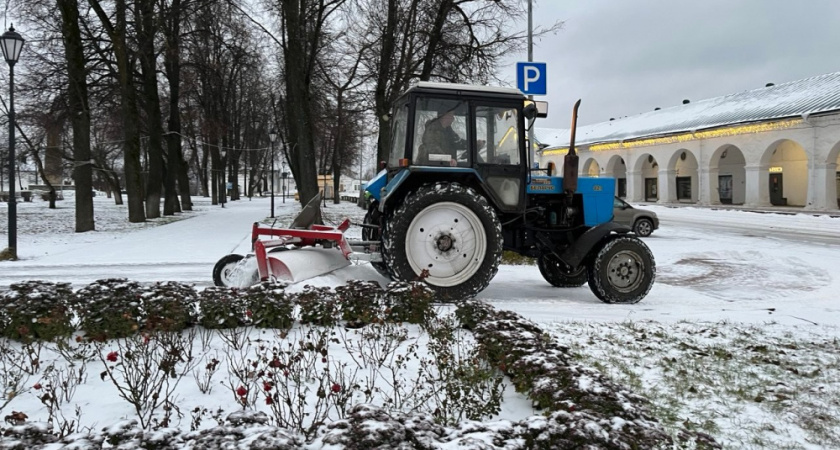В Костроме усилена противогололедная обработка