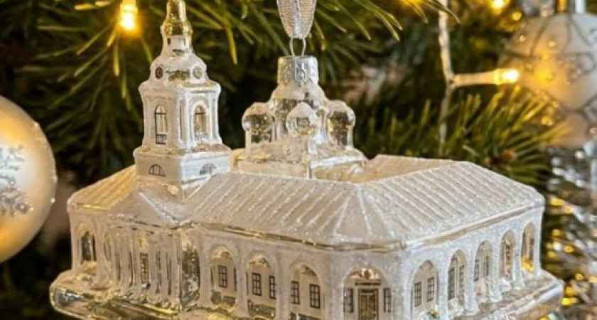 Костромские достопримечательности превратились в елочные игрушки