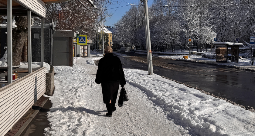 Эти 2 привычки сразу выдают глупого человека: мудрость из старых пословиц