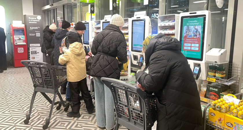 Подруга 2 месяца проработала в "Светофоре" — рассказала всю правду о поставщиках и качестве продуктов: я рот раскрыла от удивления