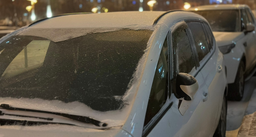 Про запотевшие стекла больше не вспоминаю: кладу пакетик под лобовое и езжу спокойно всю зиму