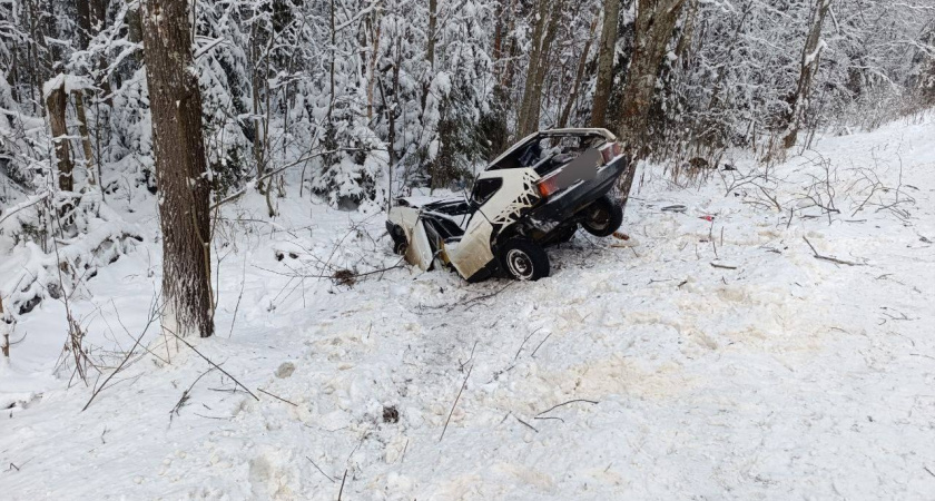 Двое молодых людей погибли в страшном ДТП на трассе «Кострома — Сандогора»