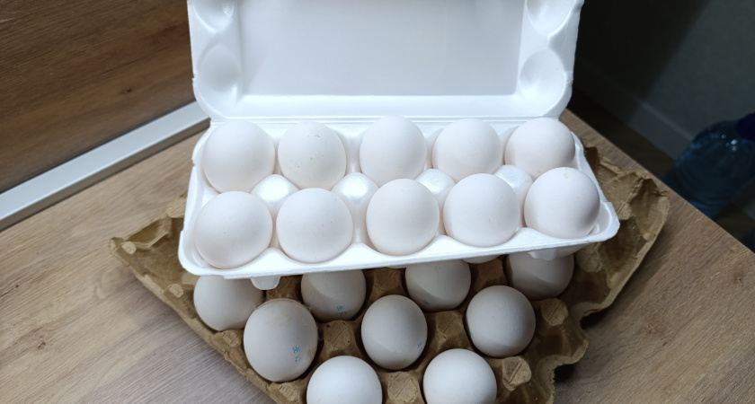 Опытные продавцы выбирают яйца себе домой только так - запоминайте 2 приема