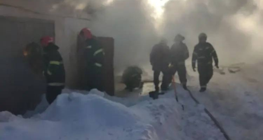 В Костроме на 3-Сосновом проезде из-за электроприбора сгорел гараж