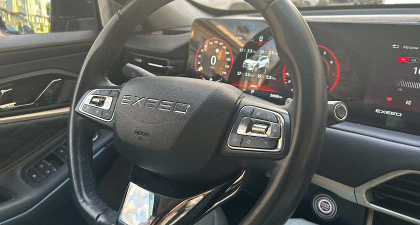 Лучше бы и не заглядывал под машину: что стало за 11 000 км пробега с китайским Exeed - премиальный внедорожник неприятно удивил