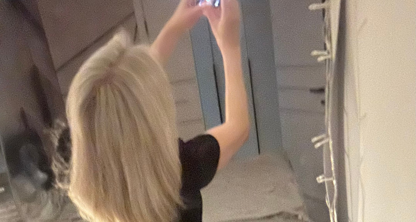 Сложное окрашивание больше не в тренде: признаки того, что прическа ваш дешевит