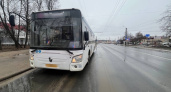 В Костроме на Профсоюзной в салоне автобуса пострадала 75-летняя пенсионерка