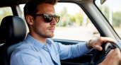 С 7 июня строго запрещено: водителей будут лишать прав за вождение в очках