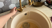"Пробивает любой засор": соседка рассказала, как прочистить раковину - забудете номер мастера