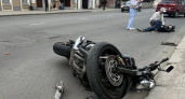 Мотоцикл раздавлен всмятку: в ДТП с иномаркой покалечился байкер из Костромы