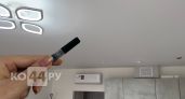  Забудьте про шпаклевку: 1 школьный предмет, который идеально скрывает трещины на потолке за 2 минуты