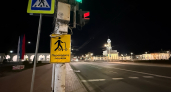 В Костроме на пешеходных переходах установили знаки «Переходите пешком» для самокатчиков